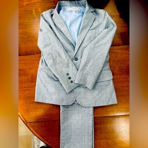 Boys suit- Like New